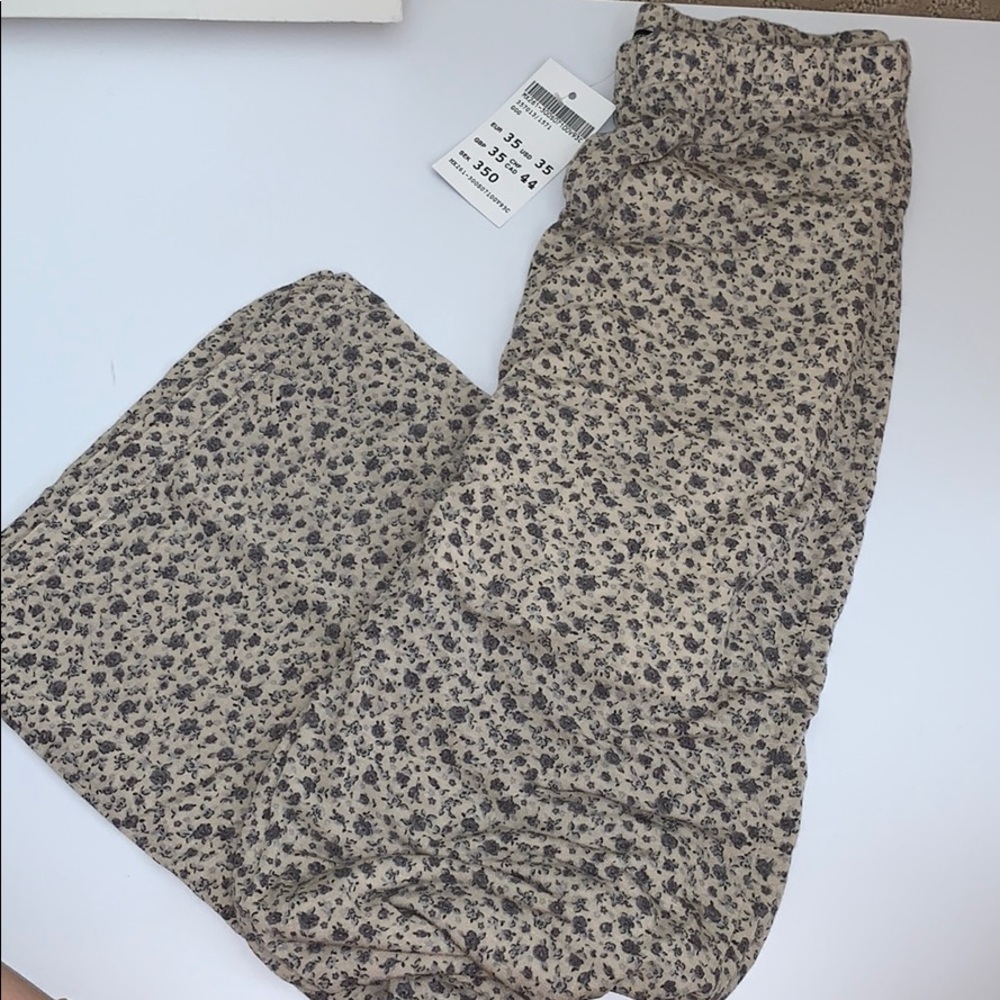 Brandy Melville Floral Maxi Skirt